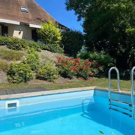Apartment Joli Avec Piscine Champcevinel